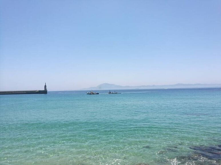 Blick nach Afrika über das Meer von Tarifa aus