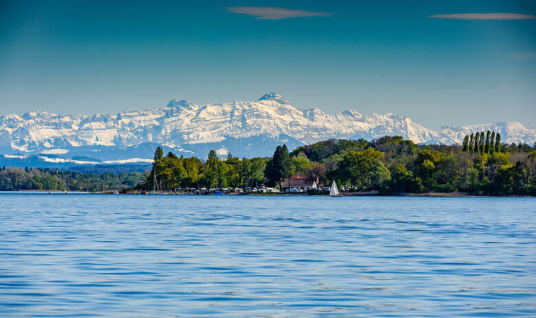 Säntis über den Campingplatz am Fließhorn am Bodensee