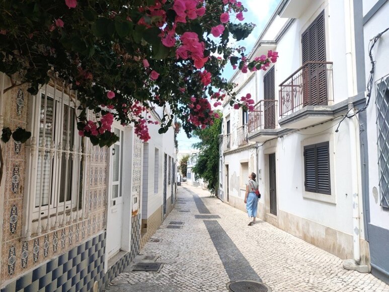 Altstadtgassen von Olhão an der Algarve