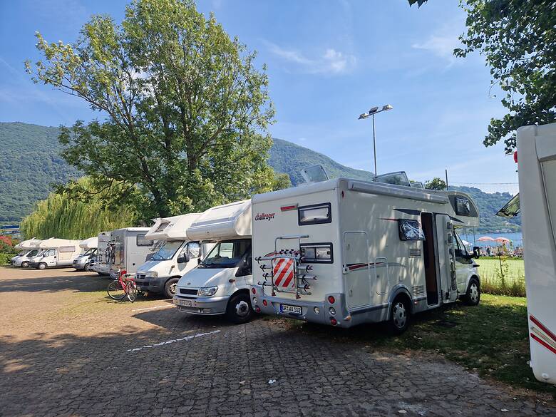 Stellplatz Omegna am Lago d’Orta: Sanfte Hügel und viele Bademöglichkeiten