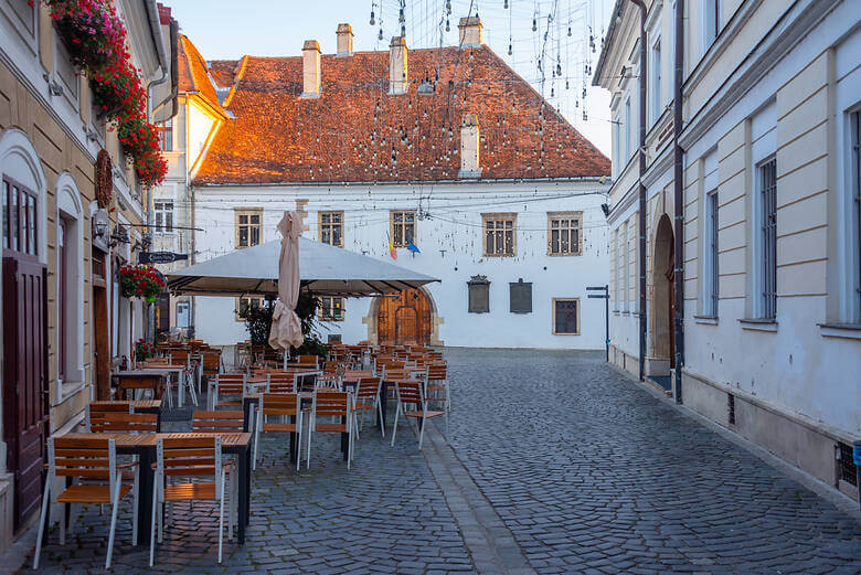 Altstadtgassen in der Stadt Cluj-Napoca in Rumänien