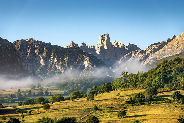 Berge in den Picos de Europa in Spanien