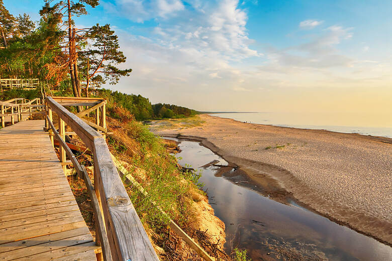 Dünen am Meer an der Küste von Lettland 