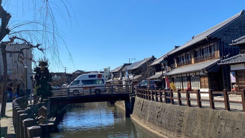 Camper im traditionellen Edo-Viertel in Kyoto