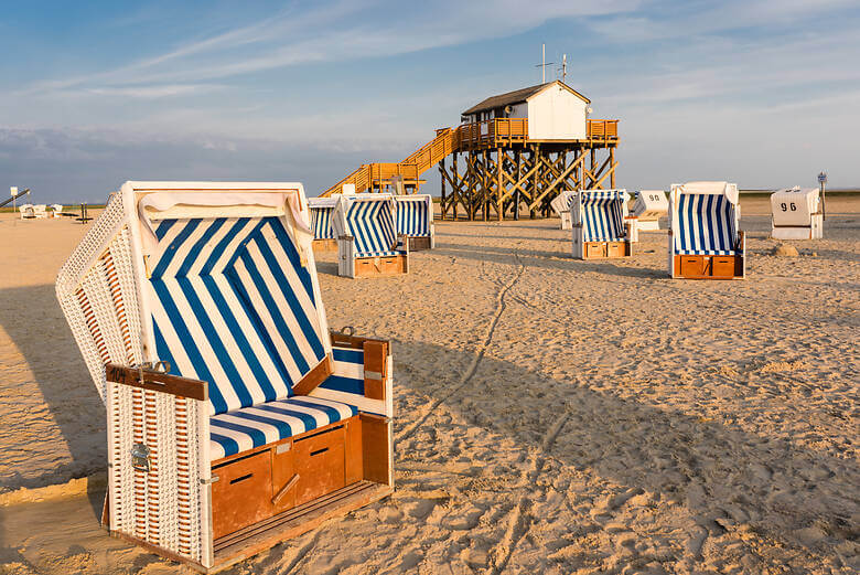 Strandkörbe auf dem Strand von St. Peter-Ording